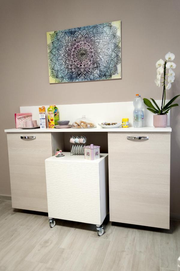 L' Albero Di Giada Bed and Breakfast Caserta Eksteriør billede